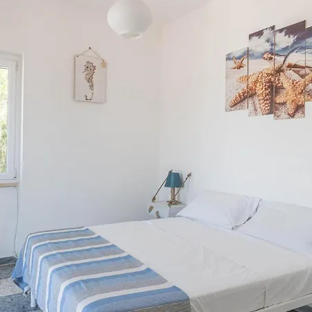 Brezzamediterranea Apartment *