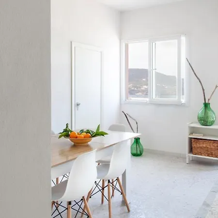 Brezzamediterranea Apartment Ponza